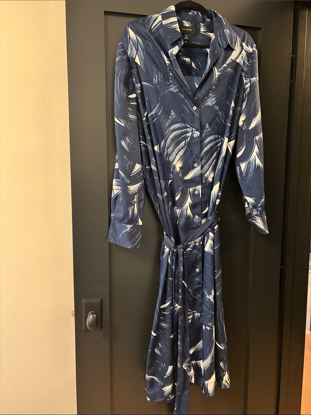 Banana Republic Factory Navy and White Brushstroke Long Sleeve Shirt Dress